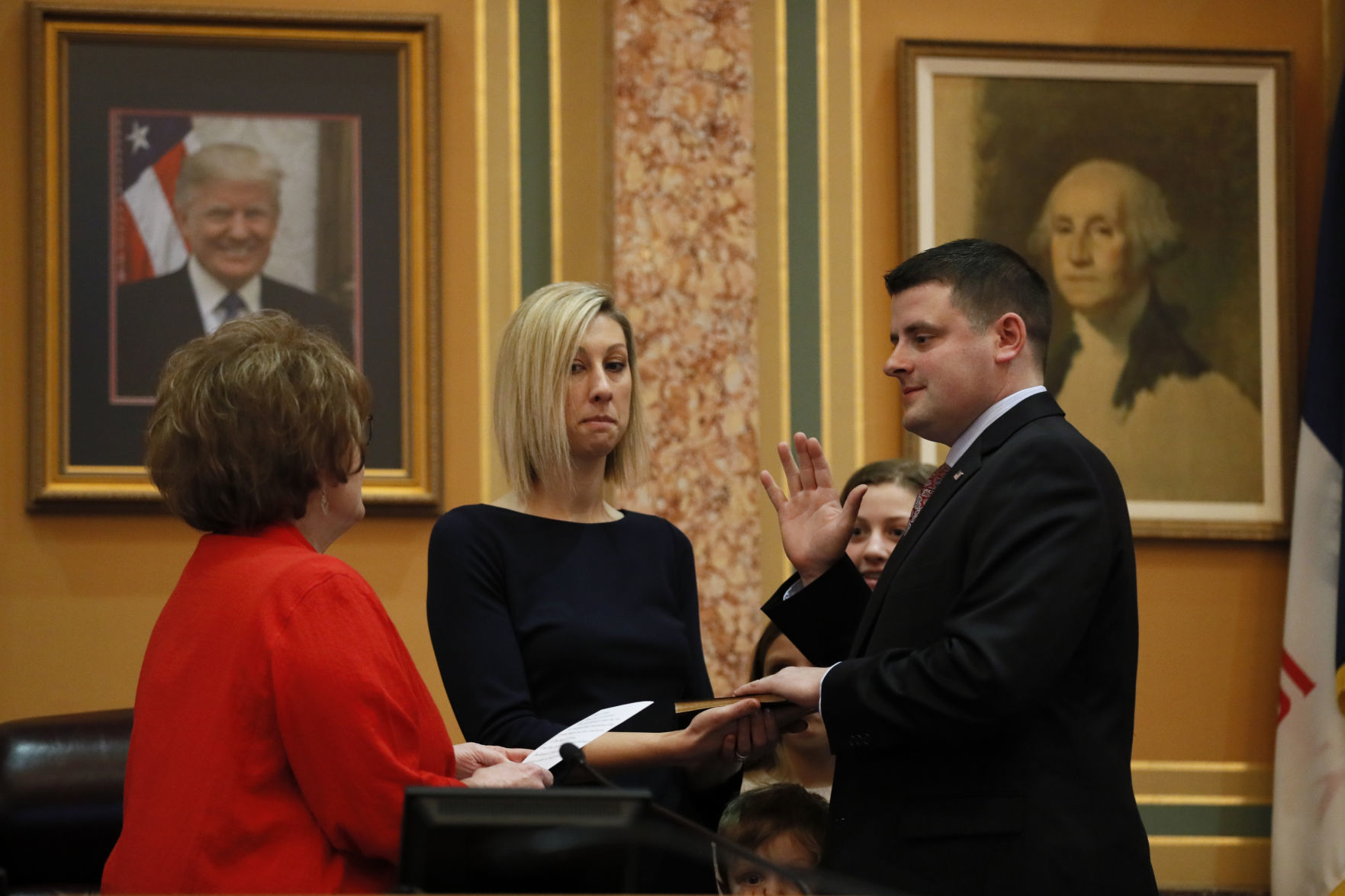 011320ap-pat-grassley-swearing-in